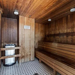 Amazing Views ! Leather Furniture ! Cozy Condo! Vancouver